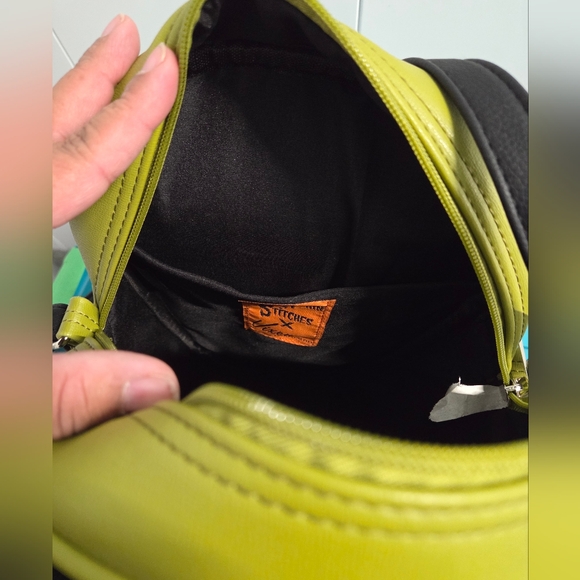 Love Pain And Stitches collab with Vixen Frankenstein face crossbody purse - Picture 7 of 8